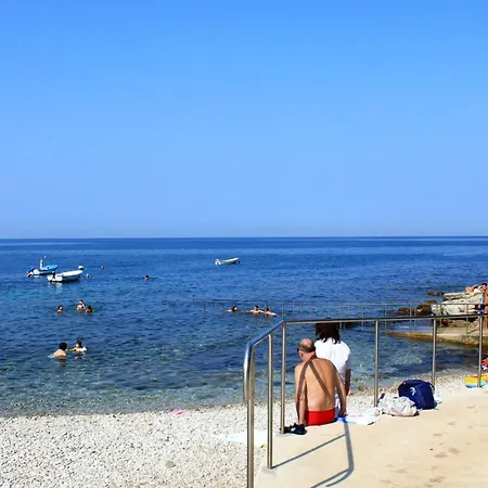 Family Friendly House With A Swimming Pool Savudrija, Umag - 27264 Vikendica